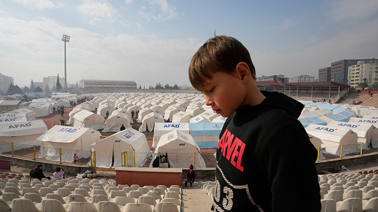 UNICEF: Πάνω από επτά εκατομμύρια παιδιά επλήγησαν από τον σεισμό σε Τουρκία και Συρία